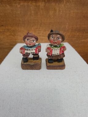 Vintage Anri Hand Carved Alpine Musicians